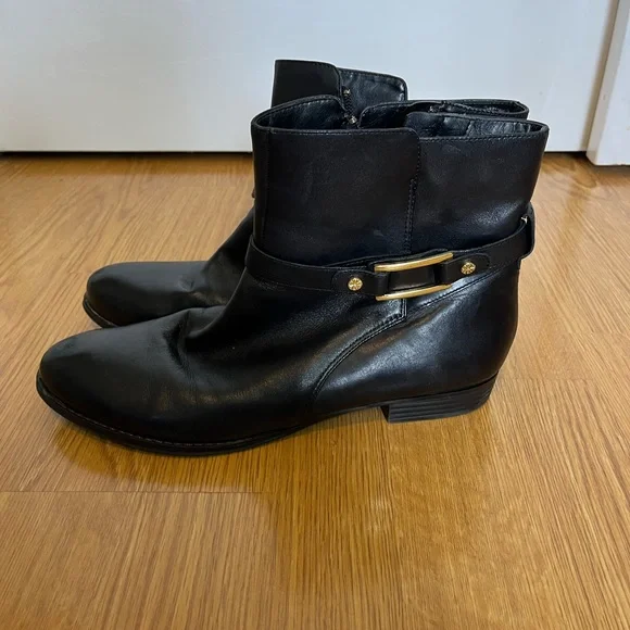 Isaac Mizrahi Shoes Isaac Mizrahi Black Leather Ankle Boots